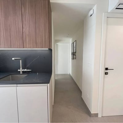 Location longue durée d’un appartement moderne de 2 pièces, 70 m², à Elche, Espagne